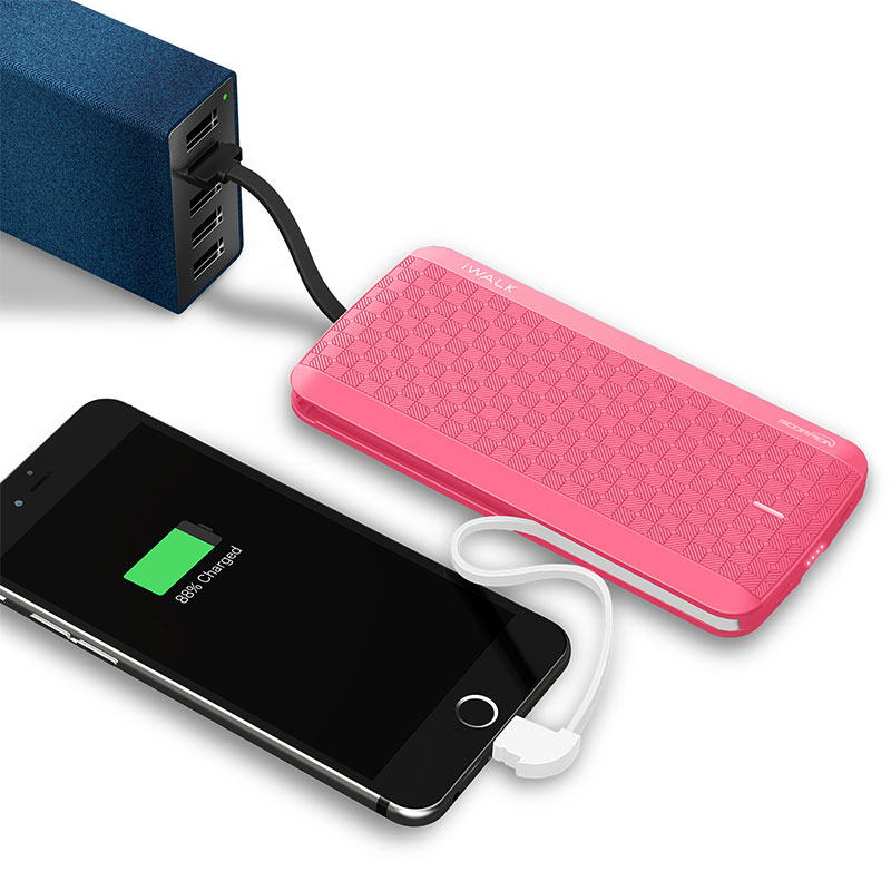 iWALK Trio2 Portable Powerbank with Built-in Lightning and Type-C